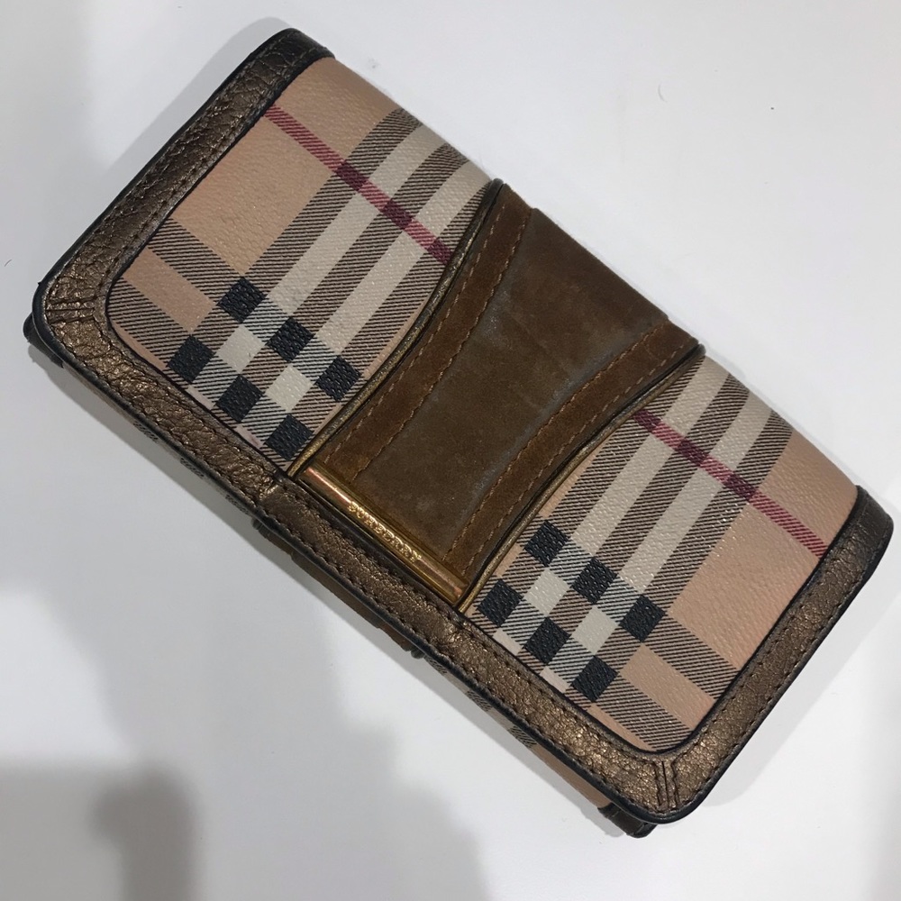 Classic Burberry Wallet